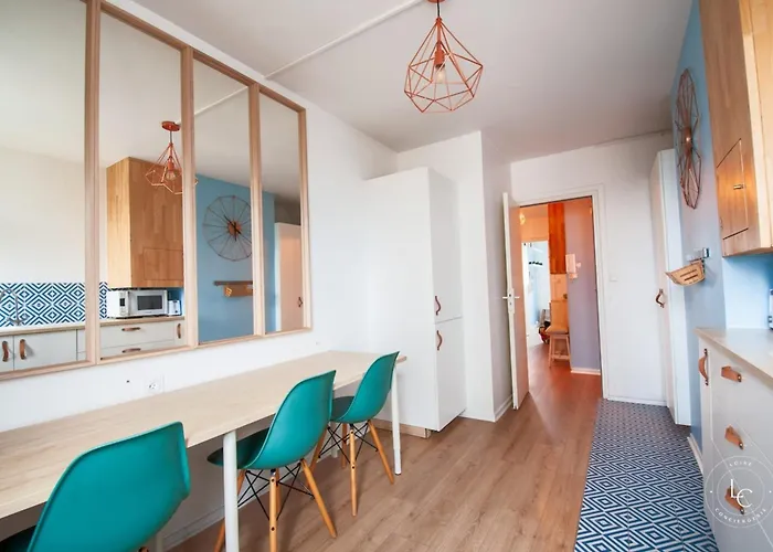 Cocon Urbain Fully Refurbished - 2 Bedrooms -70M2