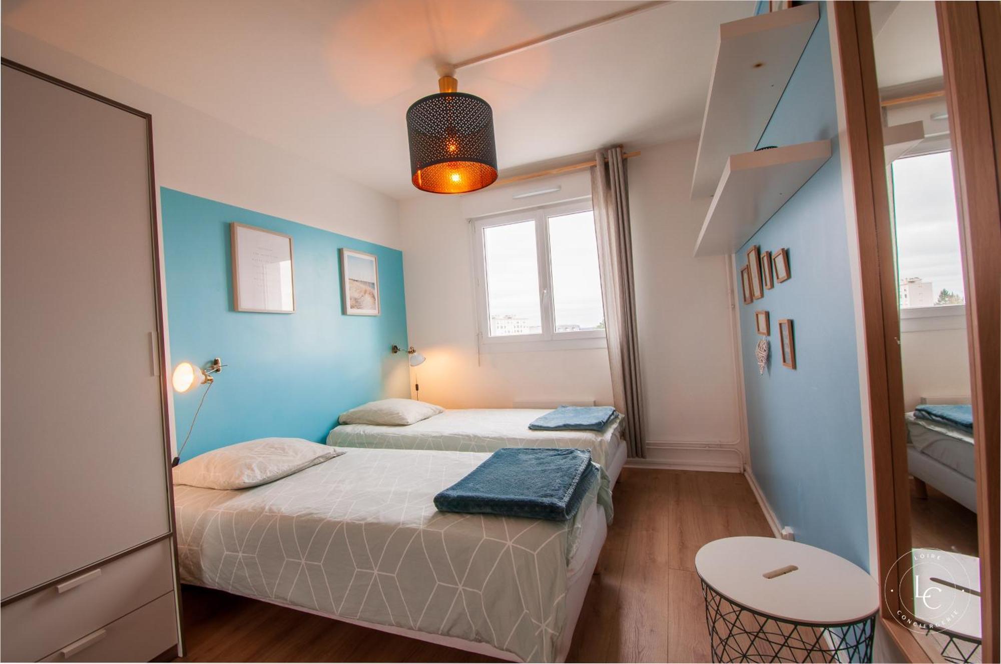Cocon Urbain Fully Refurbished - 2 Bedrooms -70m2 Apartment *